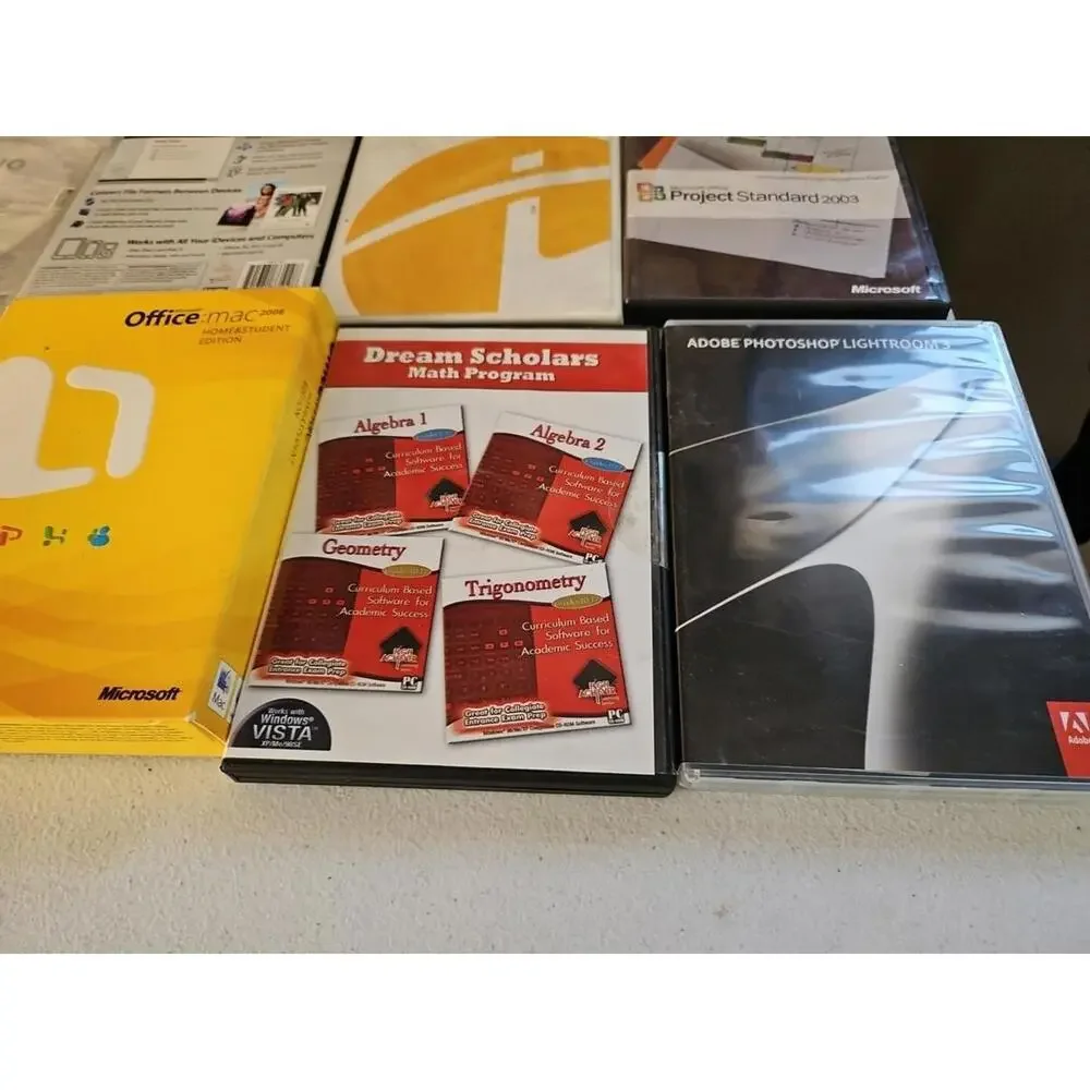 Lot Of 18 Old Microsoft And Mac Computer Programs , Most Have Keys Trl8#32